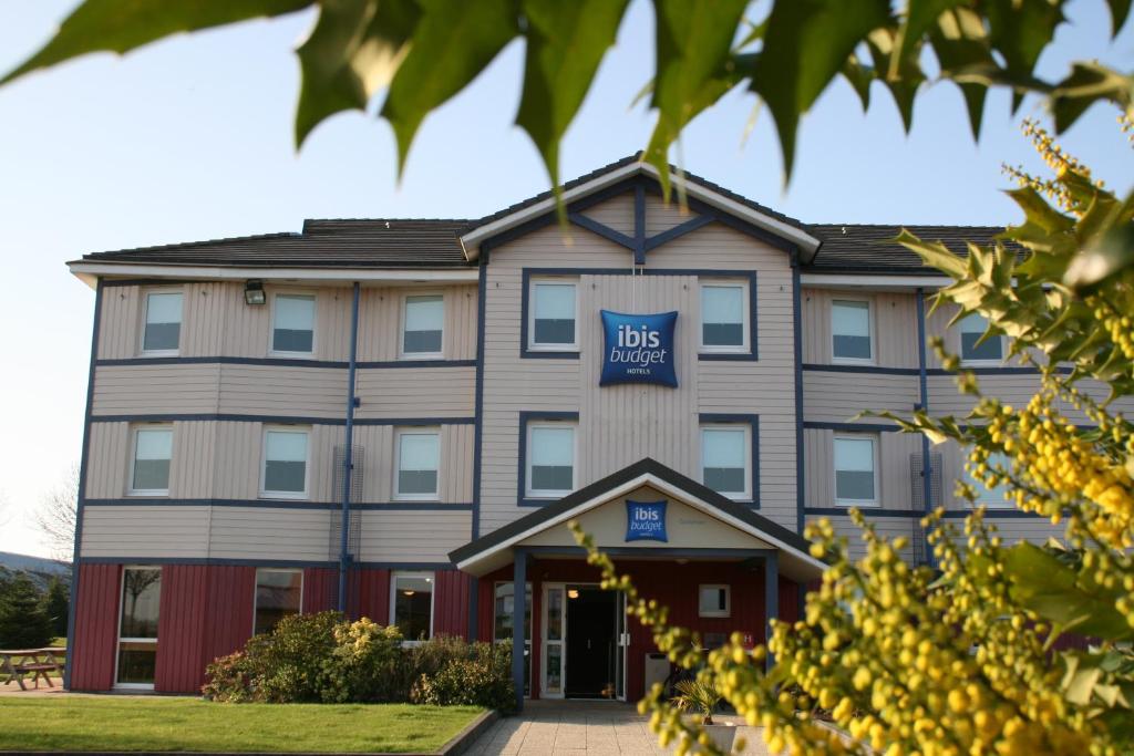 ibis budget Coutances photo 3