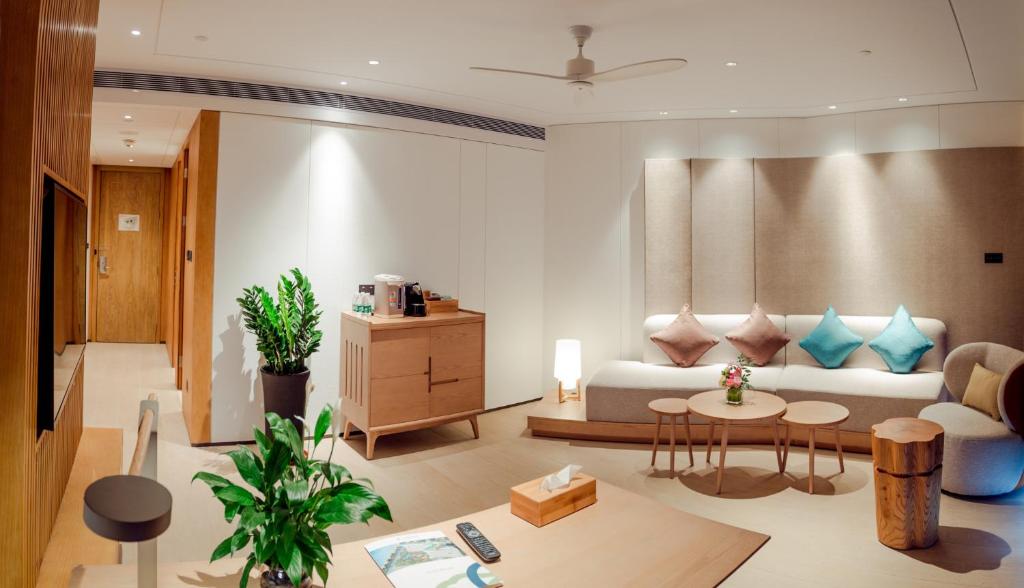 Студио (Люкс с панорамным видом на океан), Sanya Conifer Resort