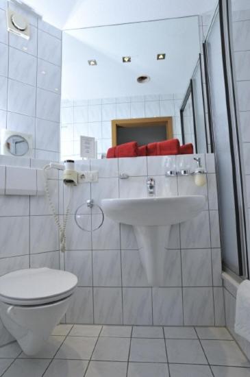 Двухместный (Стандартный двухместный номер с 1 кроватью), Hotel Bergischer Hof