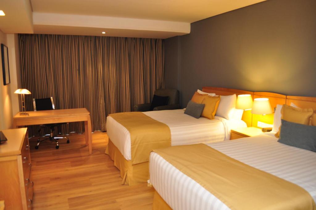 Двухместный (Двухместный номер с 2 двуспальными кроватями), Radisson Paraiso Perisur
