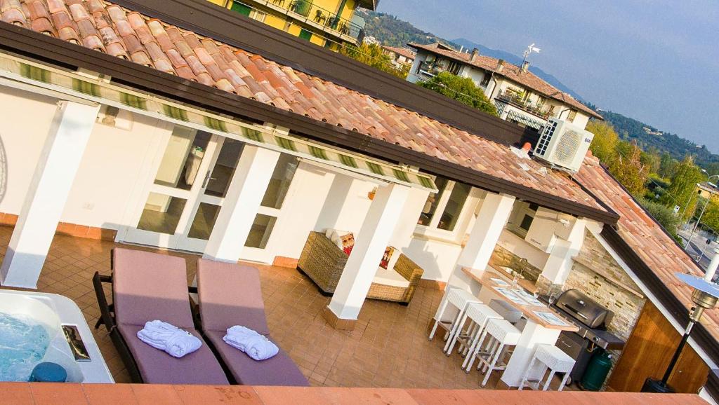 Rooftop Apartment photo 2