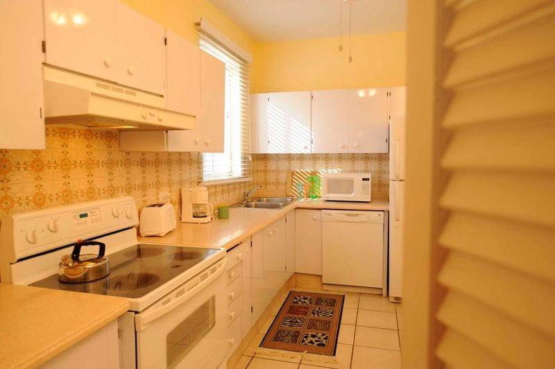 Bay View Suites Paradise Island photo 4