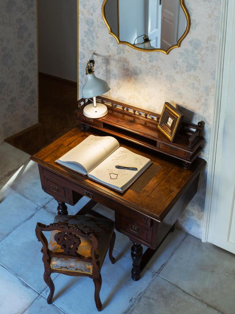 Апартаменты (Апартаменты-студио - ulica Gołębia, 4), Antique Apartments Old Town