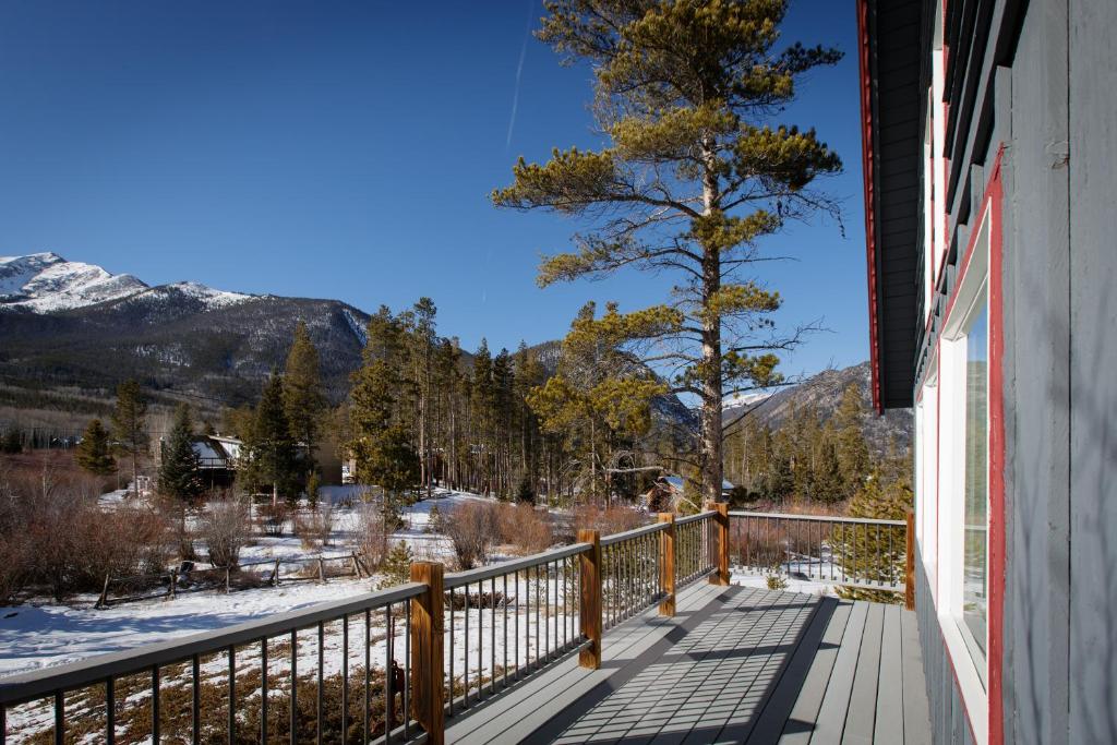 Two-Bedroom Cabin in Frisco photo 4