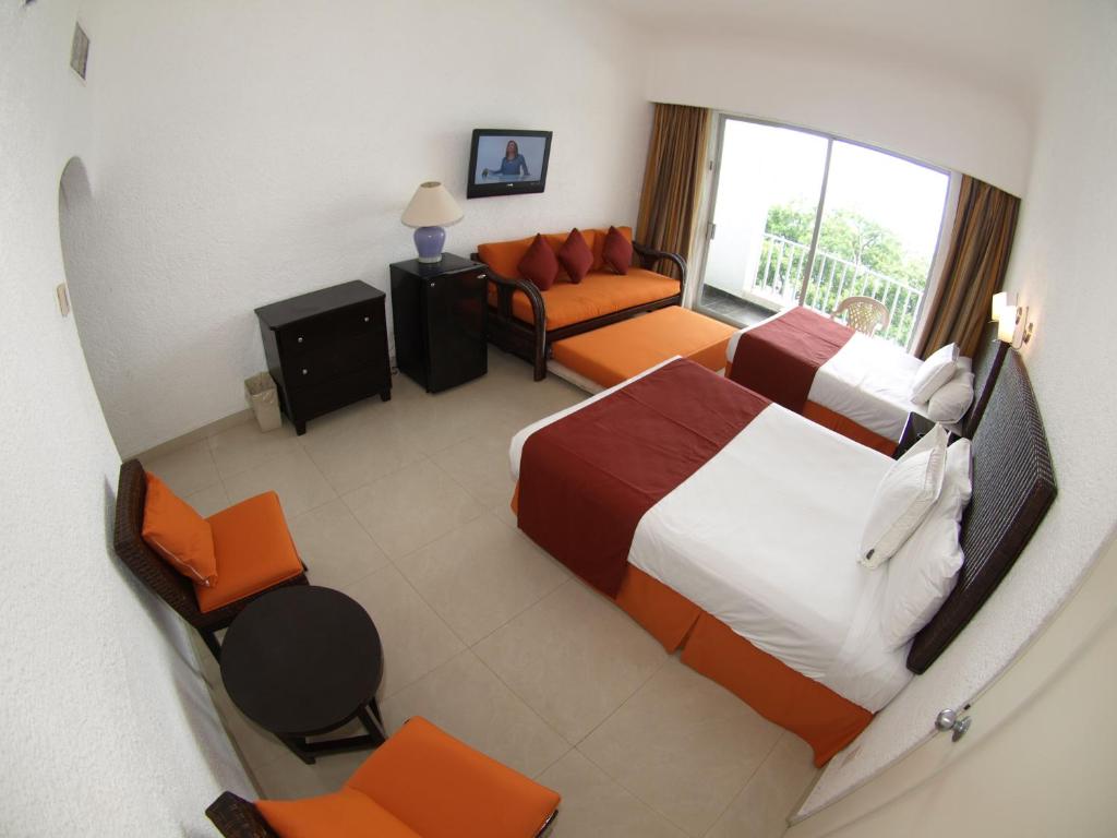 Sierra Mar All Inclusive at Tesoro Manzanillo photo 2