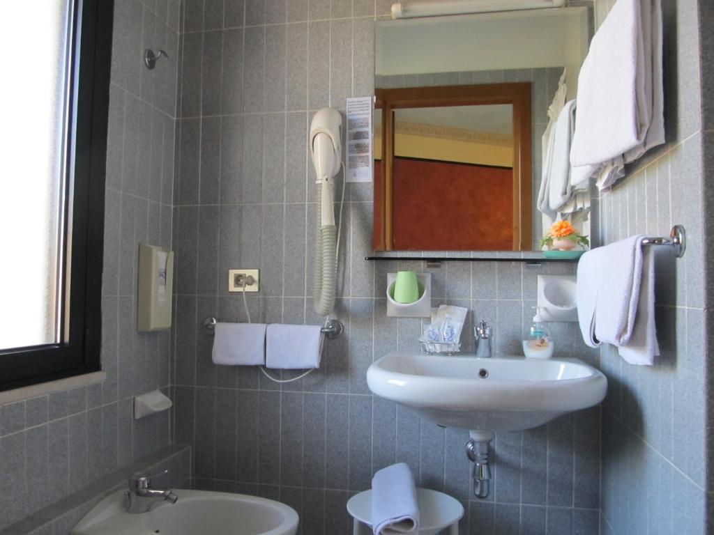 Hotel La Bussola Room Type - Economy Double Room