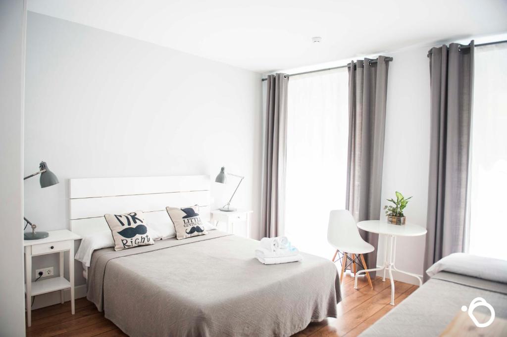 Hotel Smile & Co Hostal Boutique photo 4