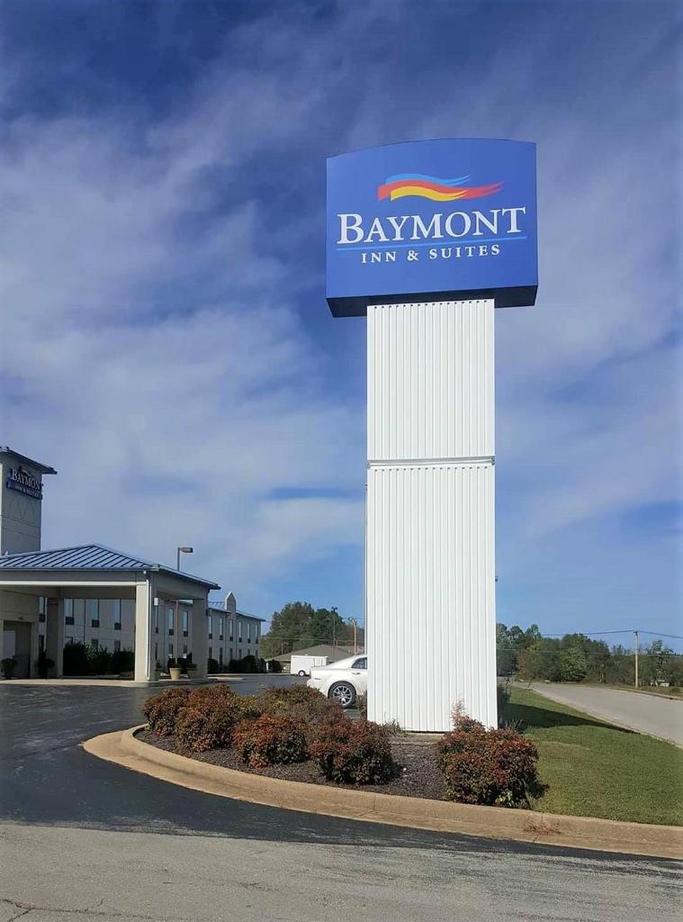Baymont by Wyndham West Plains photo 3