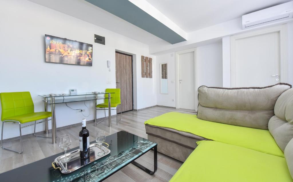 Сьюит (Люкс с террасой), Harmony Suites Hotel with kitchen