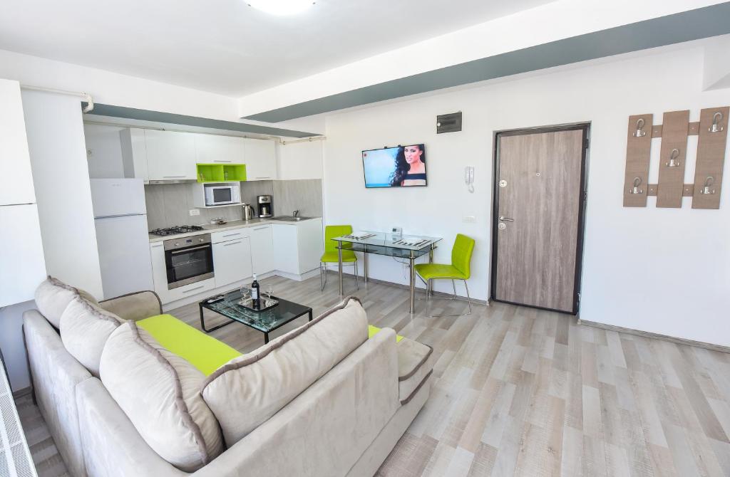 Сьюит (Люкс с террасой), Harmony Suites Hotel with kitchen