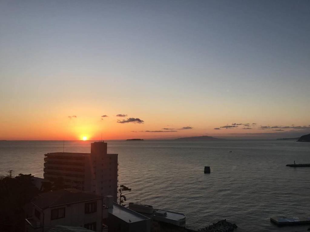 Atami Onsen Guest House Megumi photo 1