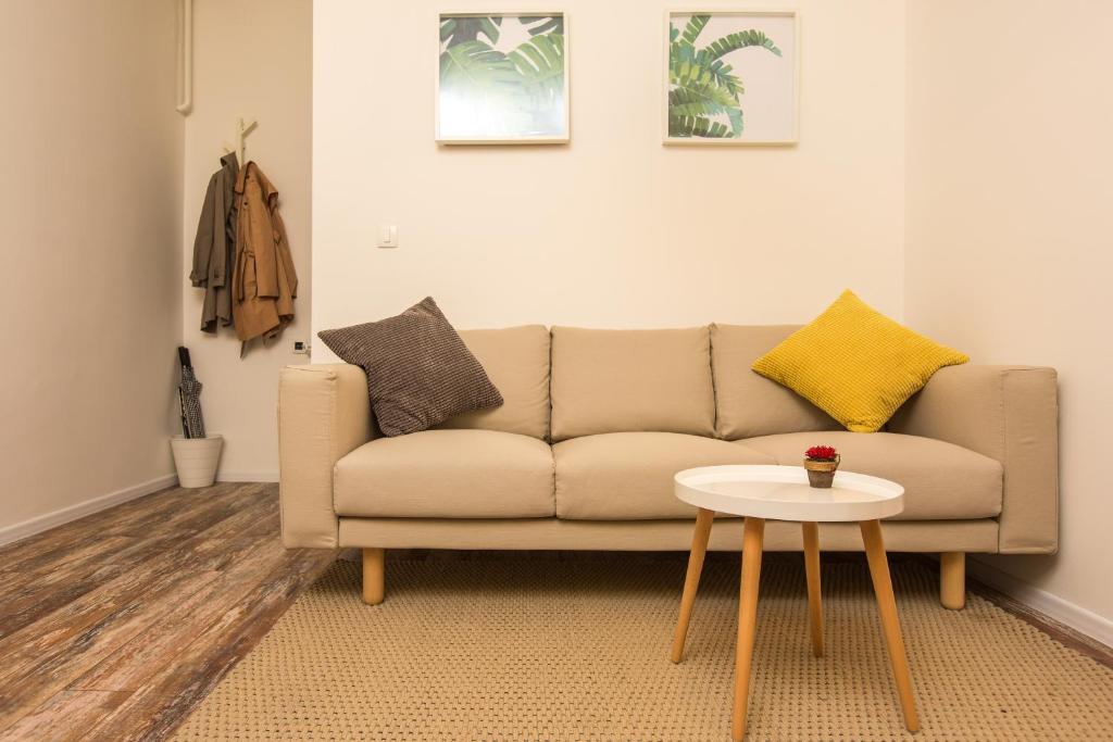 Dub Apartments Zagreb - free parking photo 1