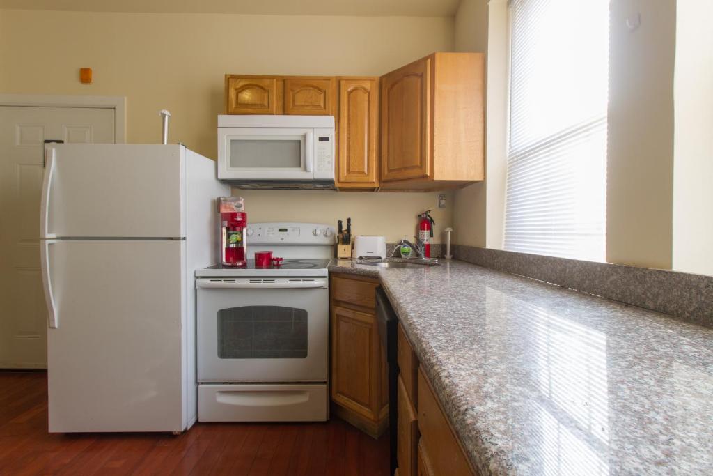 Апартаменты (Апартаменты с 2 спальнями), 1&2 BD Apts Near UPenn & Hospitals