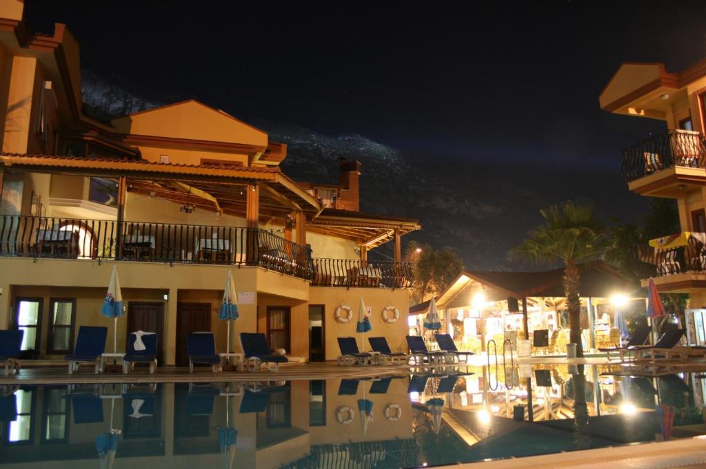 Belcehan Beach photo 4