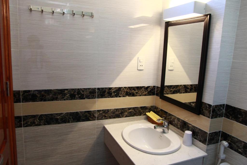 Двухместный (Двухместный номер с 1 кроватью), Hang Nga Luxury Hotel