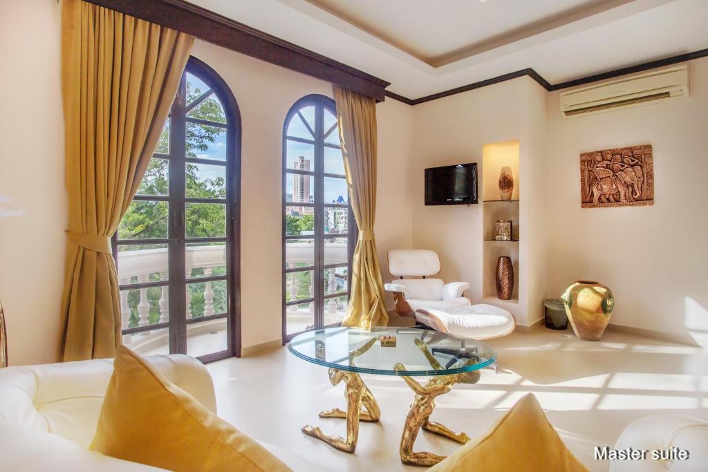 Сьюит (Представительский люкс), Poseidon Hotel