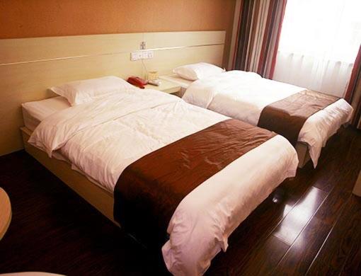 Thank Inn Chain Hotel Jiangxi Yichun Fengcheng Dongfanghong Avenue photo 2