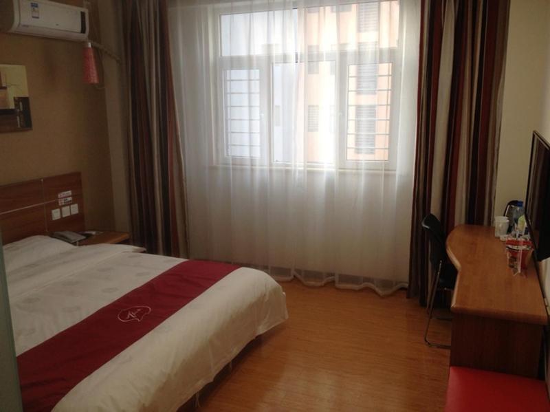 Thank Inn Chain Hotel Hebei Langfang the 6th Street photo 2