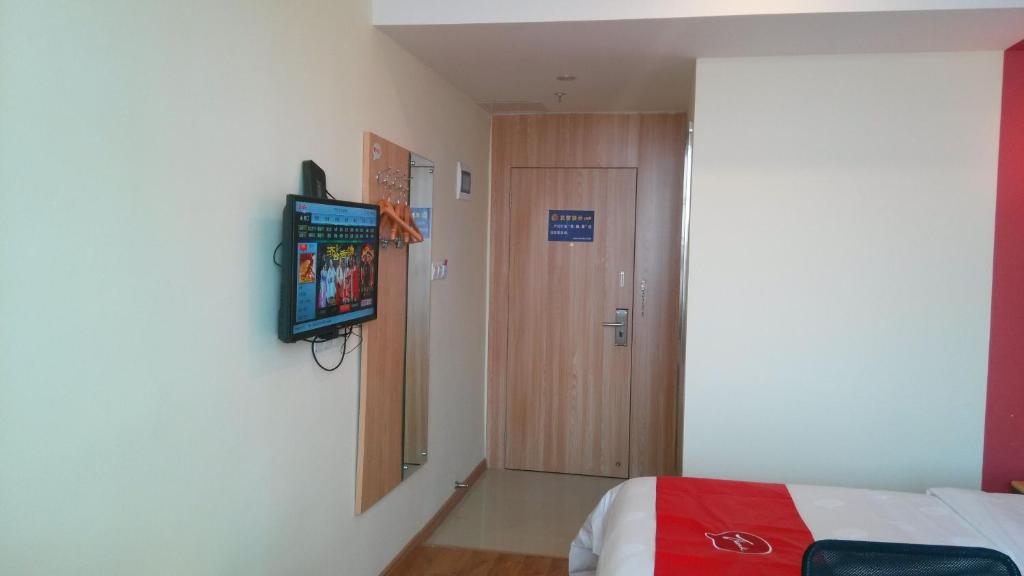 Thank Inn Chain Hotel Jiangxi Fuzhou Linchuan District Laowuhuang Palace Bus Station photo 3