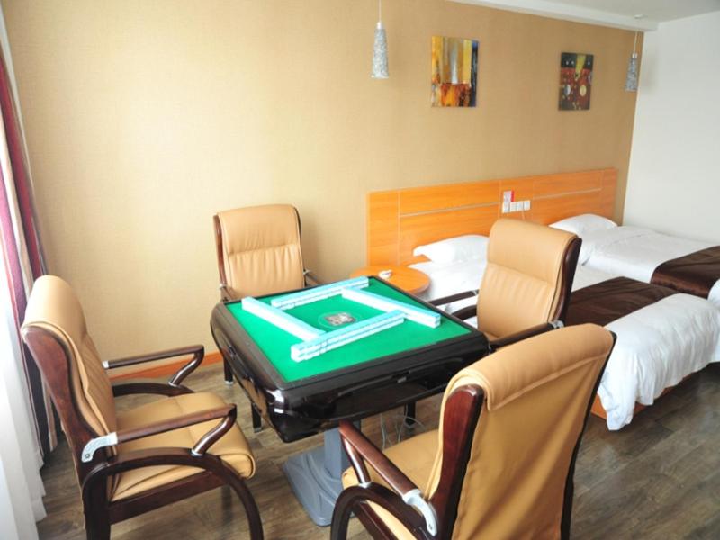 Thank Inn Chain Hotel Hebei Baoding Laiyuan New Bus Station photo 4