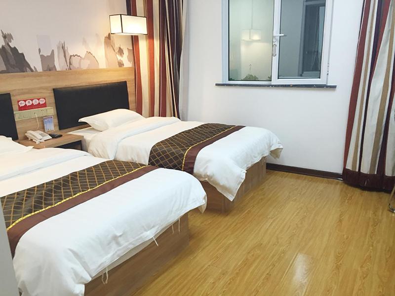 Thank Inn Chain Hotel Hebei Chengde Shuangluan District Central Avenue photo 2