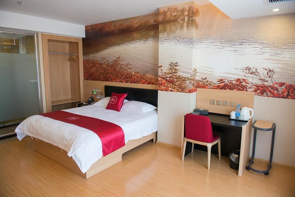 Thank Inn Plus Hotel Sichuan Neijiang Hongxing Red Star Macalline photo 3