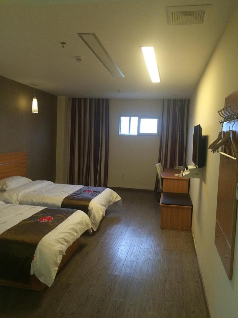 Thank Inn Chain Hotel Poyang Fengyue City photo 2