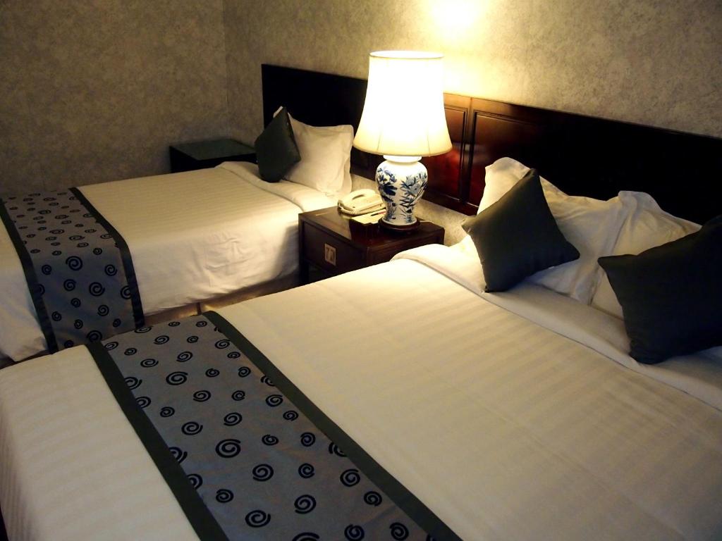 Трехместный (Семейный номер), Hotel Royal