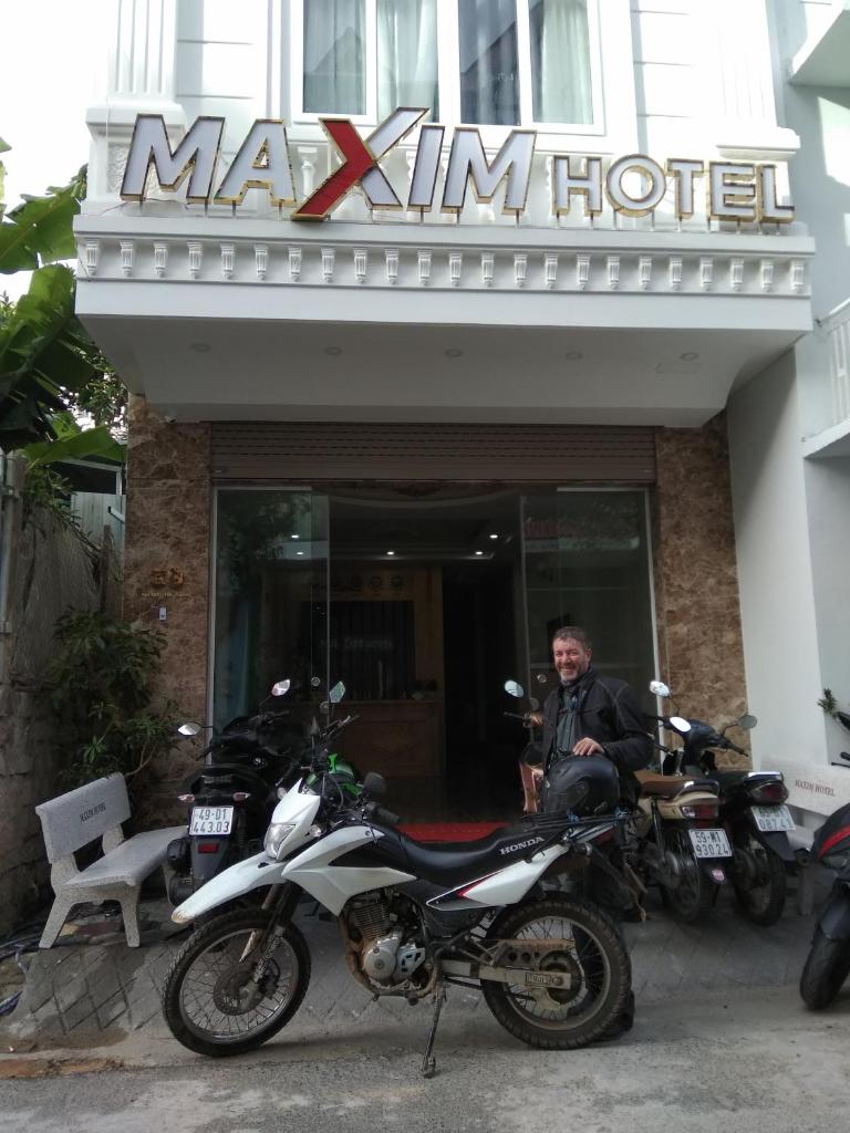 Maxim Hotel