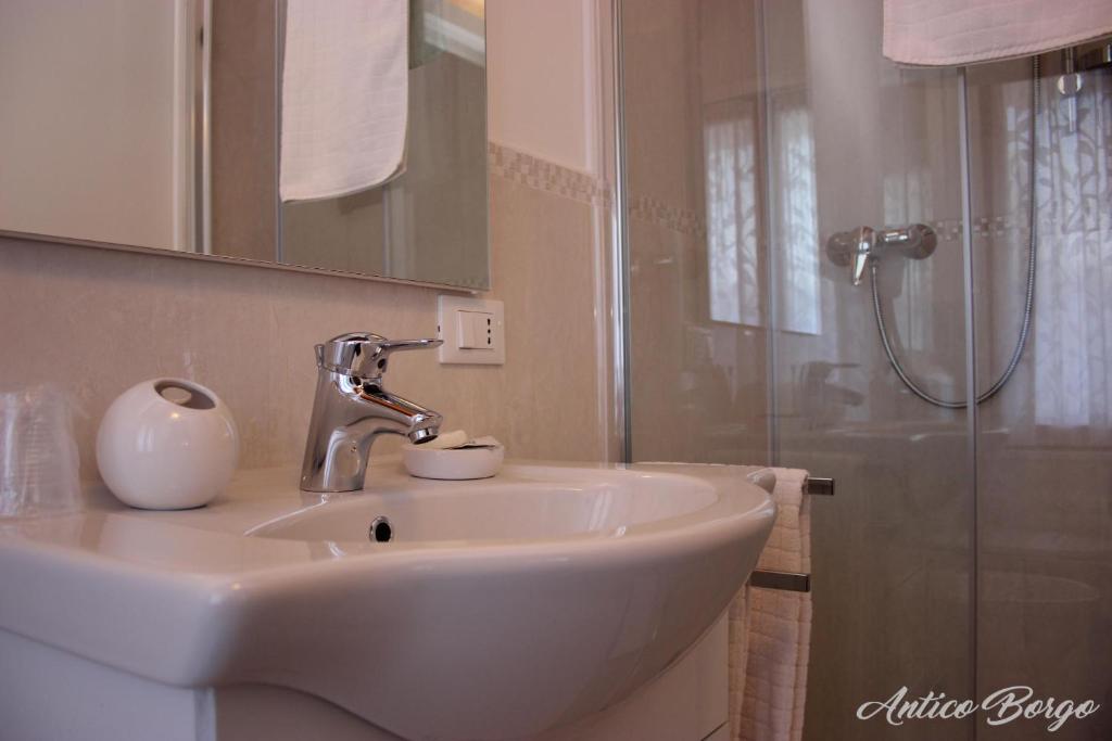 Antico Borgo photo 4