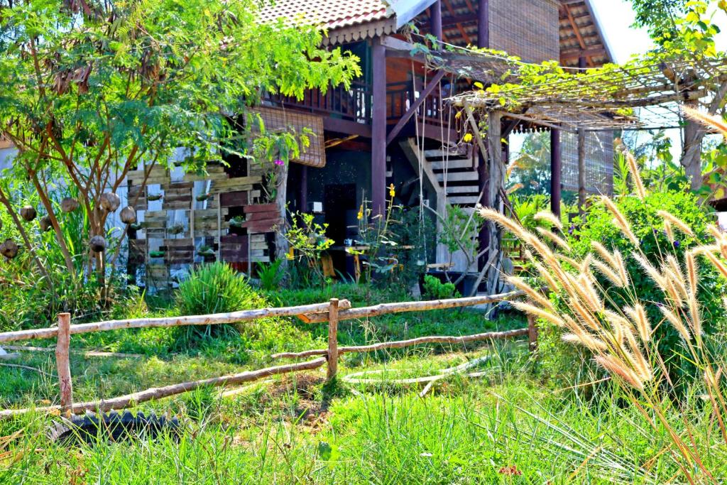 Urban Farmhouse