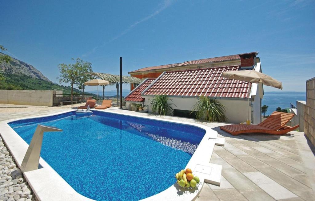 Villa EM photo 3