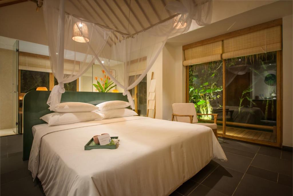 Номер (Spa and Onsen Package - Two-Bedroom Bungalow), Alba Wellness Resort By Fusion