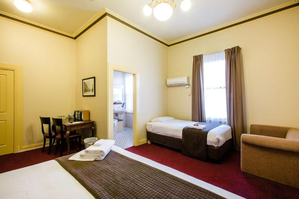 The Glenferrie Hotel Hawthorn photo 2