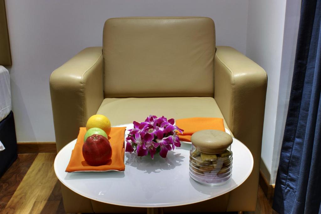 Двухместный (Номер Делюкс с кроватью размера «queen-size»), Ramada Encore Domlur Bangalore