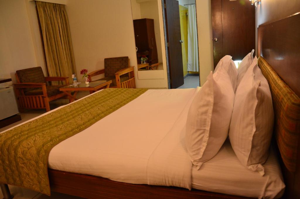 Двухместный (Улучшенный двухместный номер с 1 кроватью), Cambay Sapphire, Gandhinagar