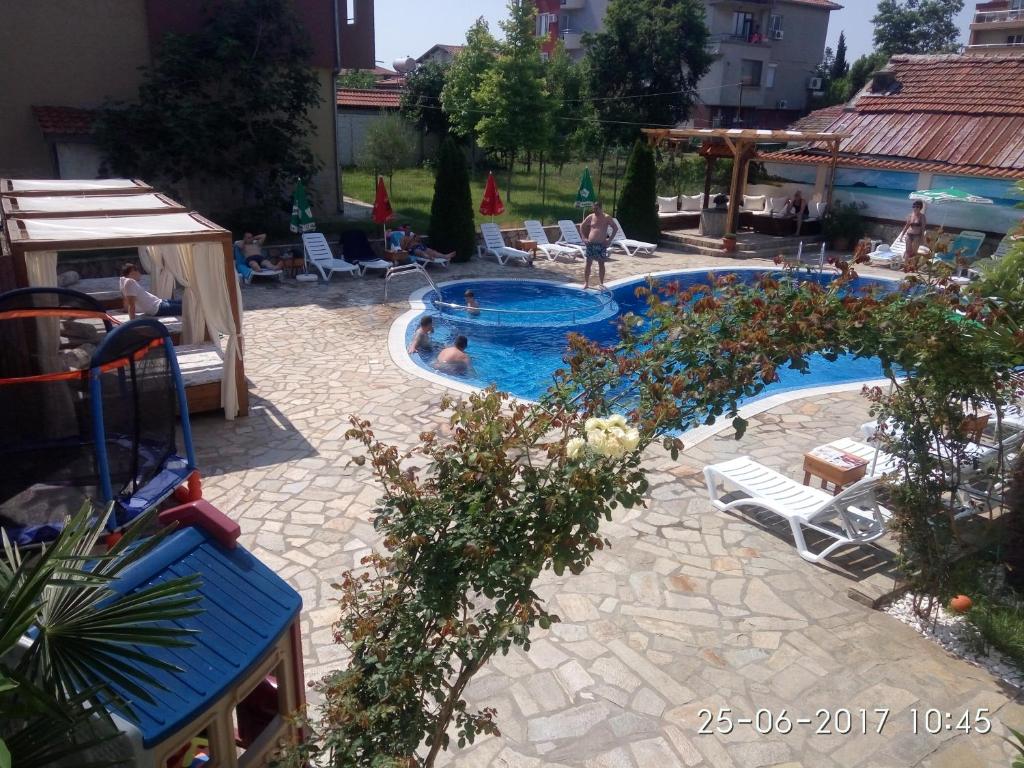 Saint George Family Hotel photo 1