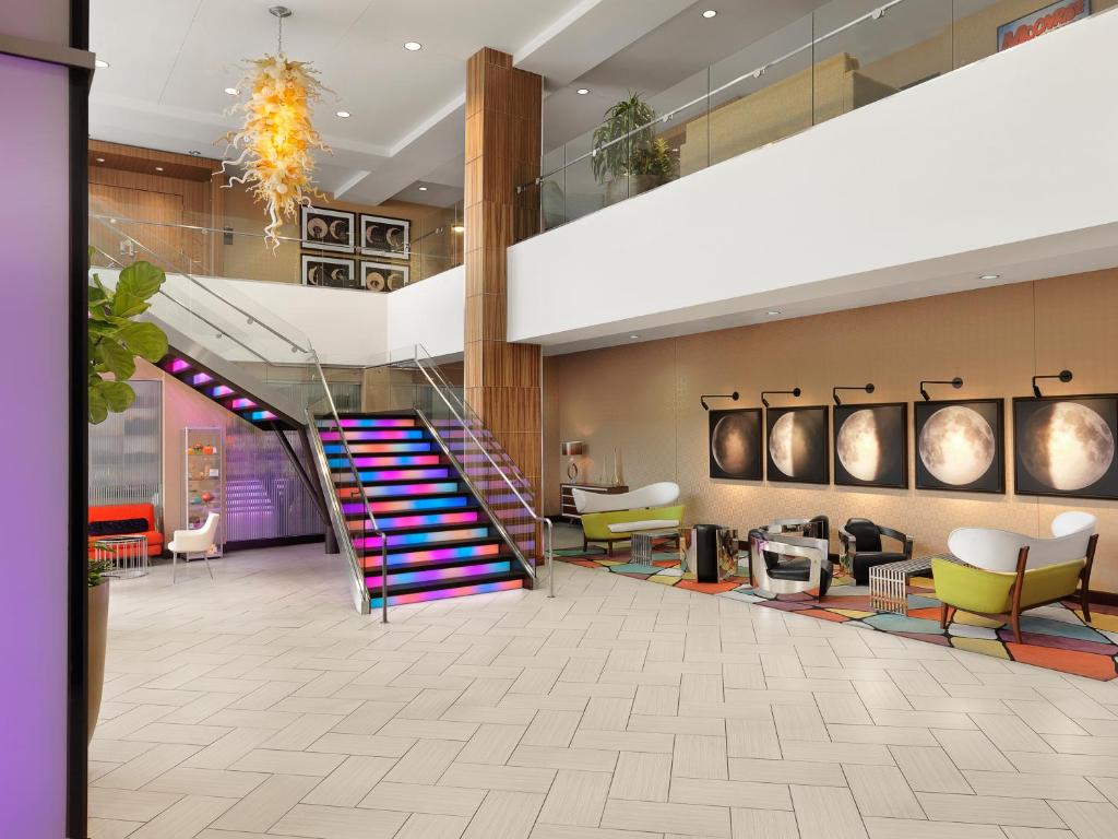 The Moonrise Hotel photo 3