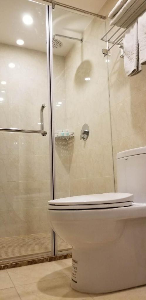 Семейный (Mainland Chinese Citizen only - Family Room), Zheng Yi Lu Hotel