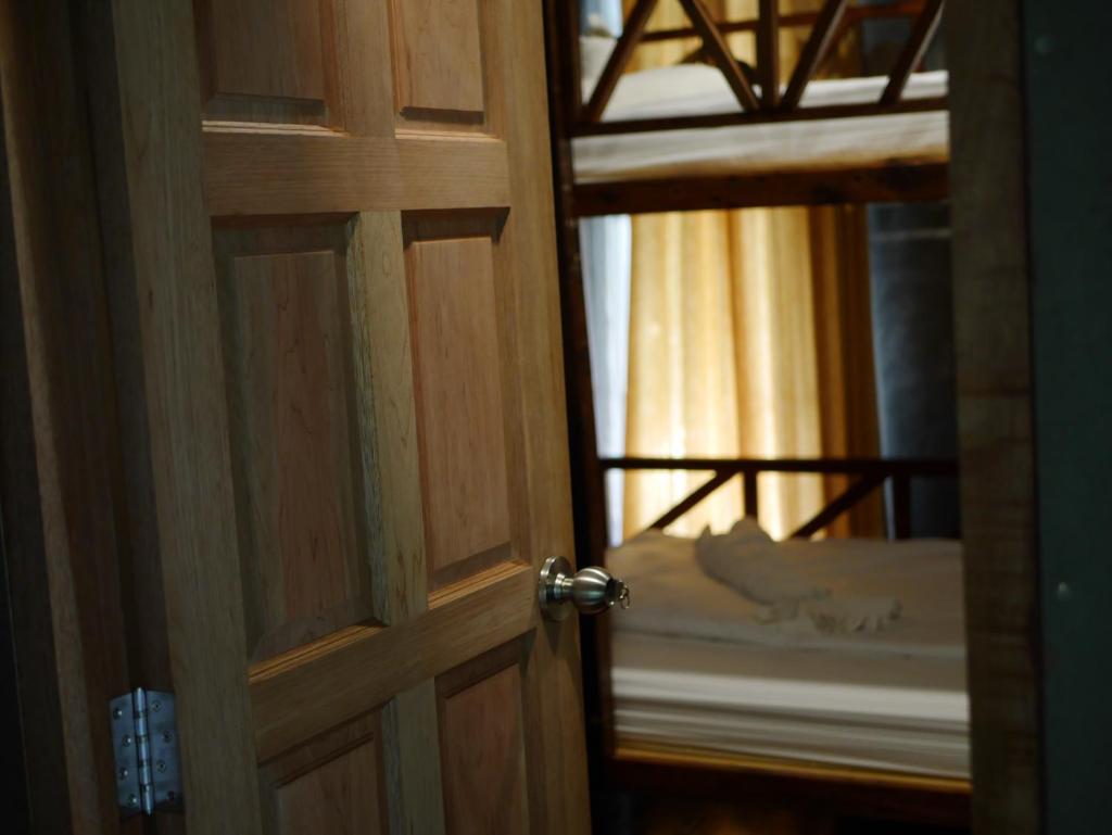 Четырехместный (Четырехместный номер с общей ванной комнатой), Boutique Village Hostel