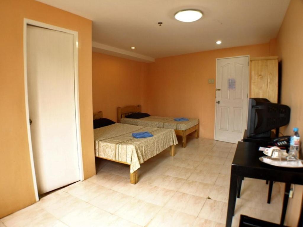 Двухместный (Двухместный номер Делюкс с 2 отдельными кроватями), Lylie Hotel