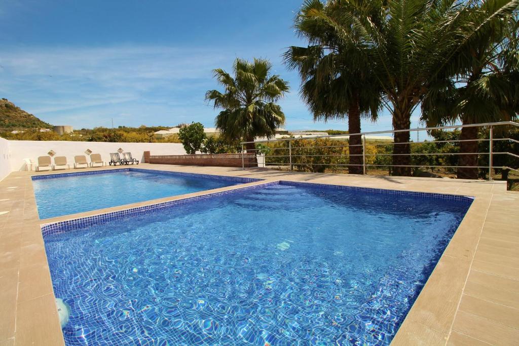 Villa el Crucero with pool and Jacuzzi SpainSunRentals 1035 photo 3