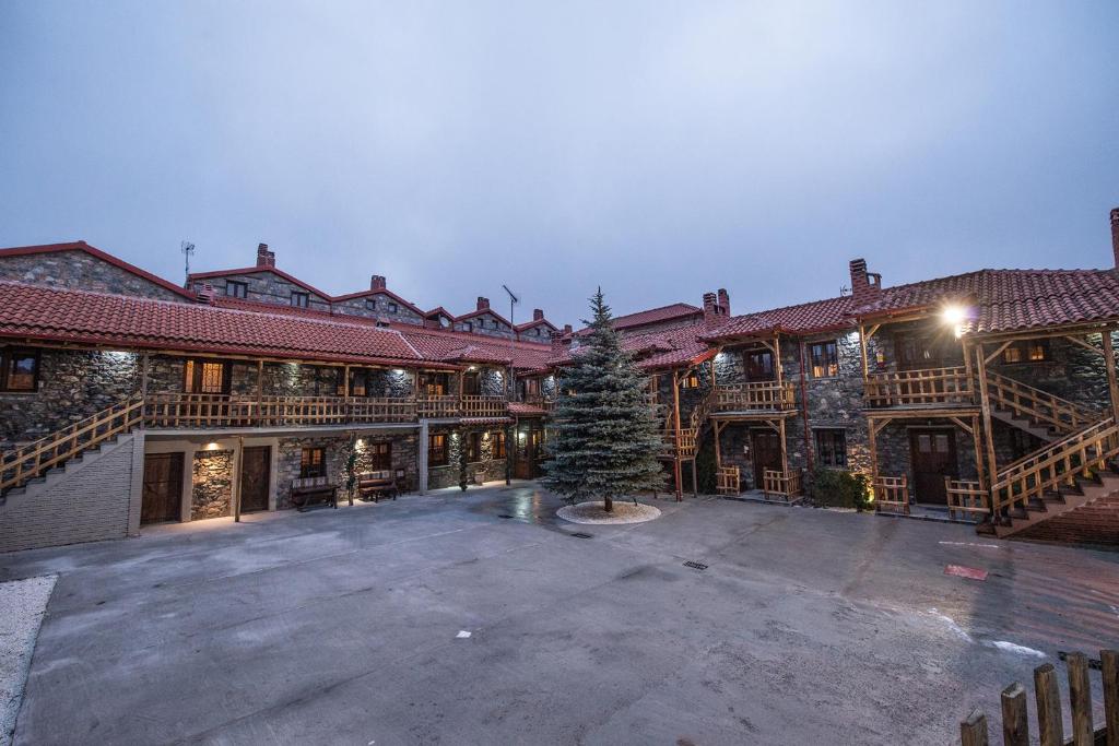 Hotels Voras photo 1