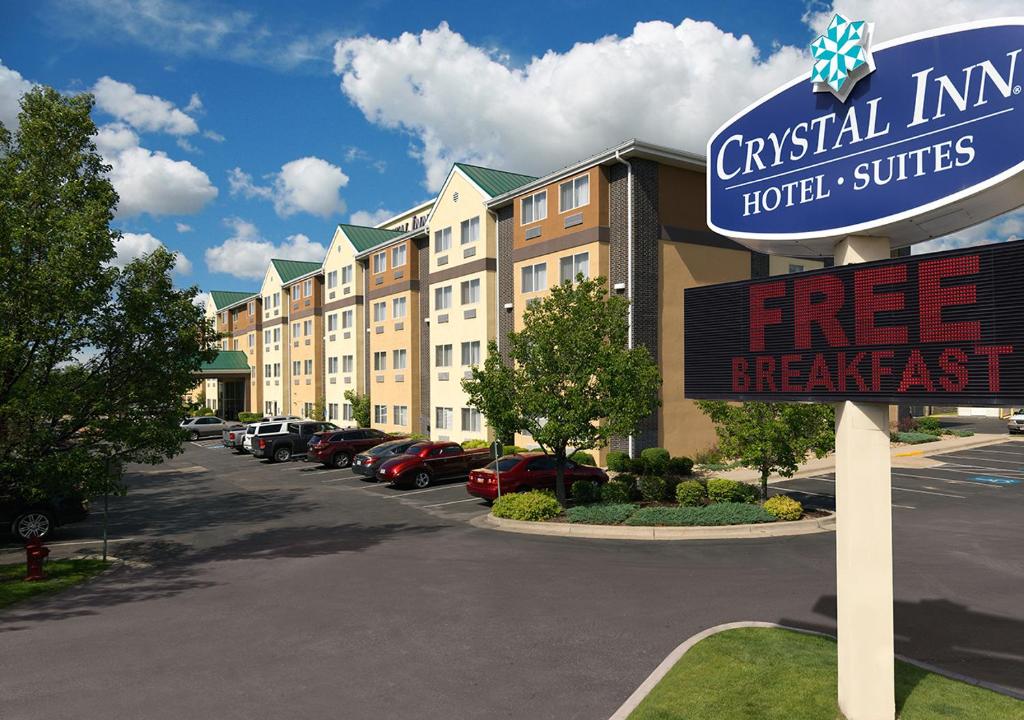 Crystal Inn Hotel & Suites Midvalley image