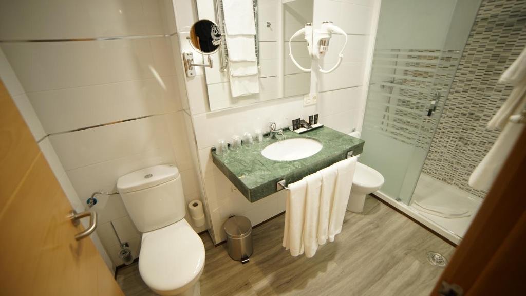 Трехместный (Трехместный номер, вид на сад), Hotel Infante Antequera