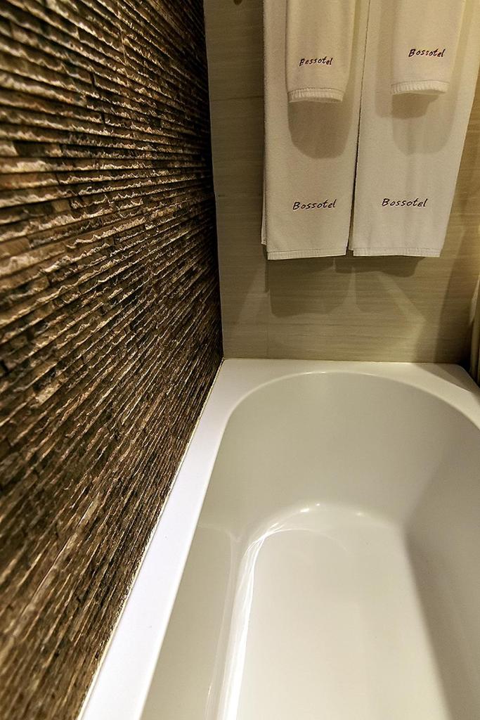 Семейный (Семейный номер), Bossotel Bangkok