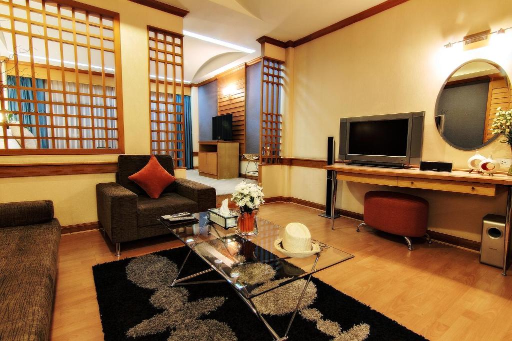 Сьюит (Люкс), Bossotel Bangkok