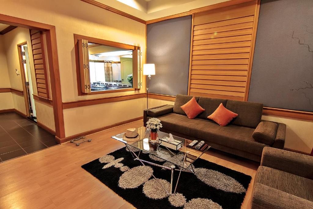 Сьюит (Люкс), Bossotel Bangkok