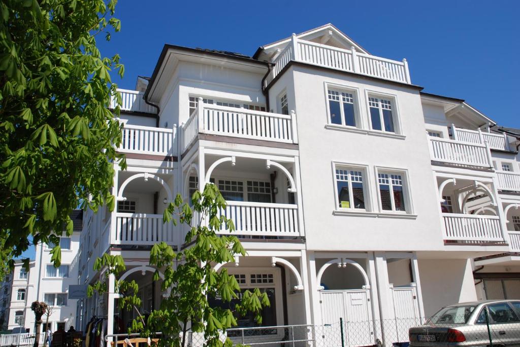 "Villa Laetitia" - WG 15 - zentral, strandnah, 2 Balkone photo 1