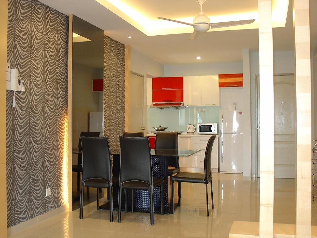 Апартаменты (Апартаменты Делюкс с 3 спальнями), Duta Hotel & Residence